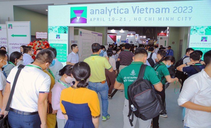 Bei allen diesjährigen Auslandsmessen der analytica, wie hier in Vietnam, übertrafen die Besucherzahlen das Niveau der Vorveranstaltung.
