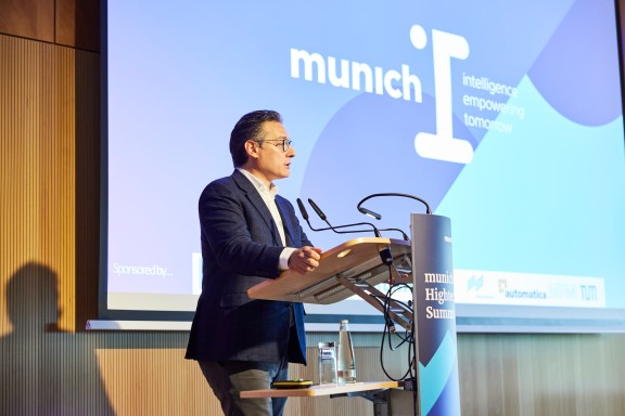 Visionaries from research and industry will put a spotlight on visionary developments and emerging technologies in four sessions held at the munich_i Hightech Summit